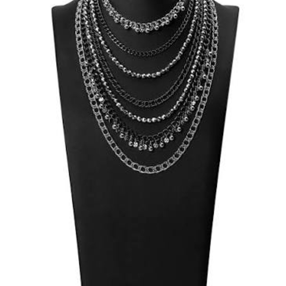 Paparazzi Dazzling Black and Silver Necklace